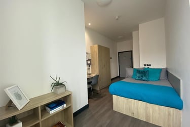 1 bed flat, Queen Street, Holylands, Belfast, BT16ET - Image 3